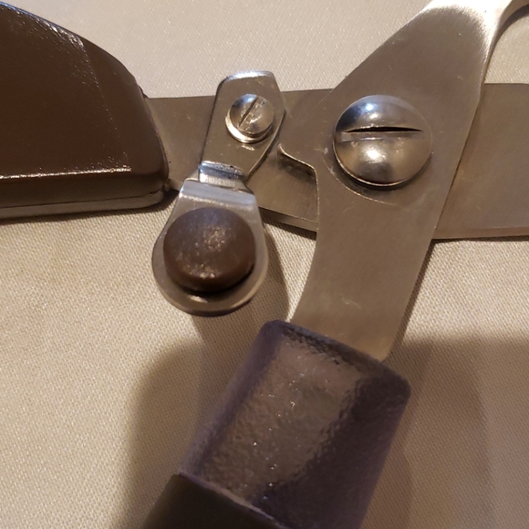 Scissor - Picture 5 of 16